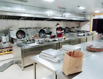 成都学校榴莲网站视频设备厂家告诉你大型学校食堂榴莲网站视频设备包含哪些?